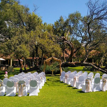 The Venue Country Hotel & Spa Pelindaba Buitenkant foto