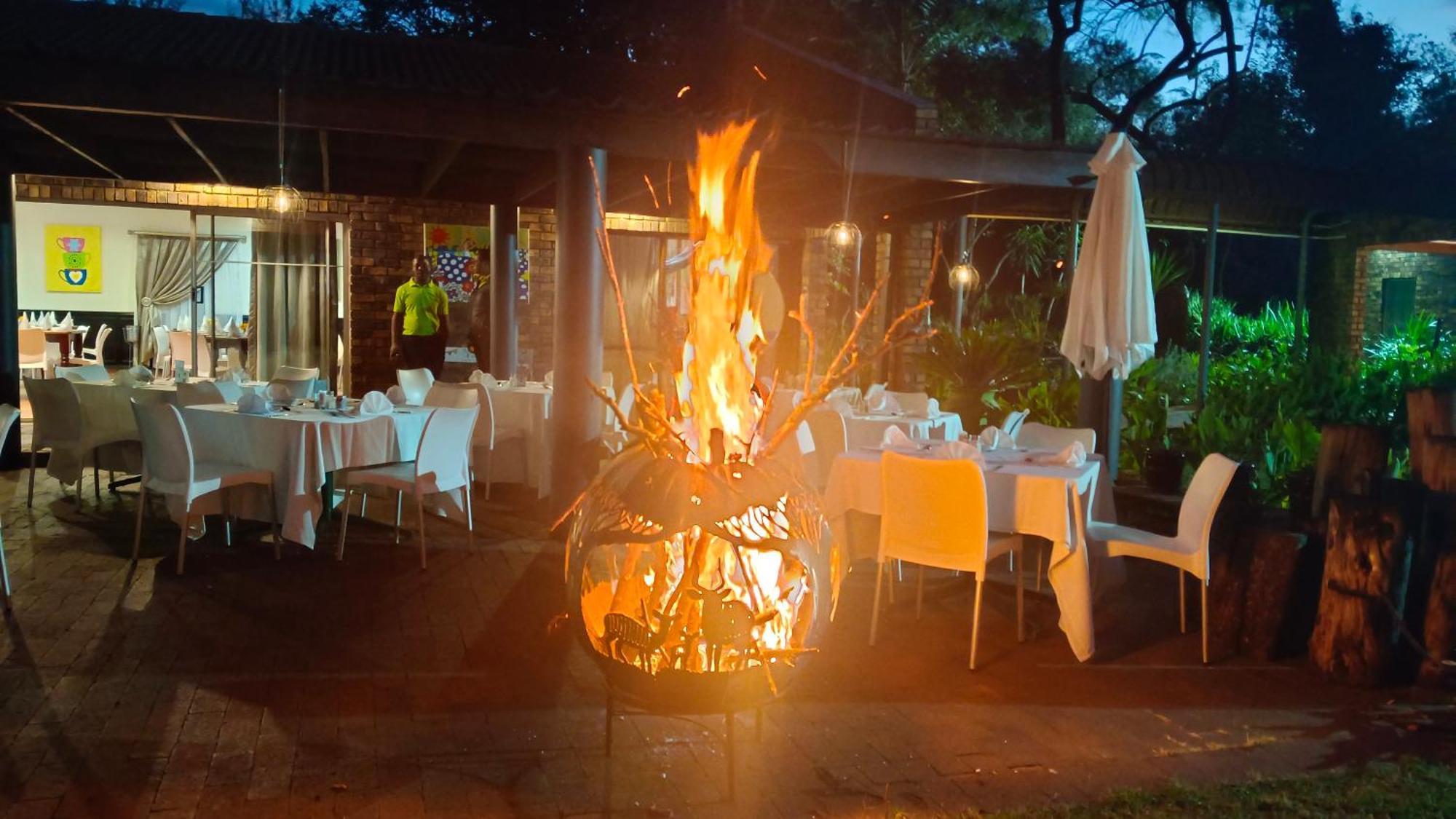 The Venue Country Hotel & Spa Pelindaba Buitenkant foto
