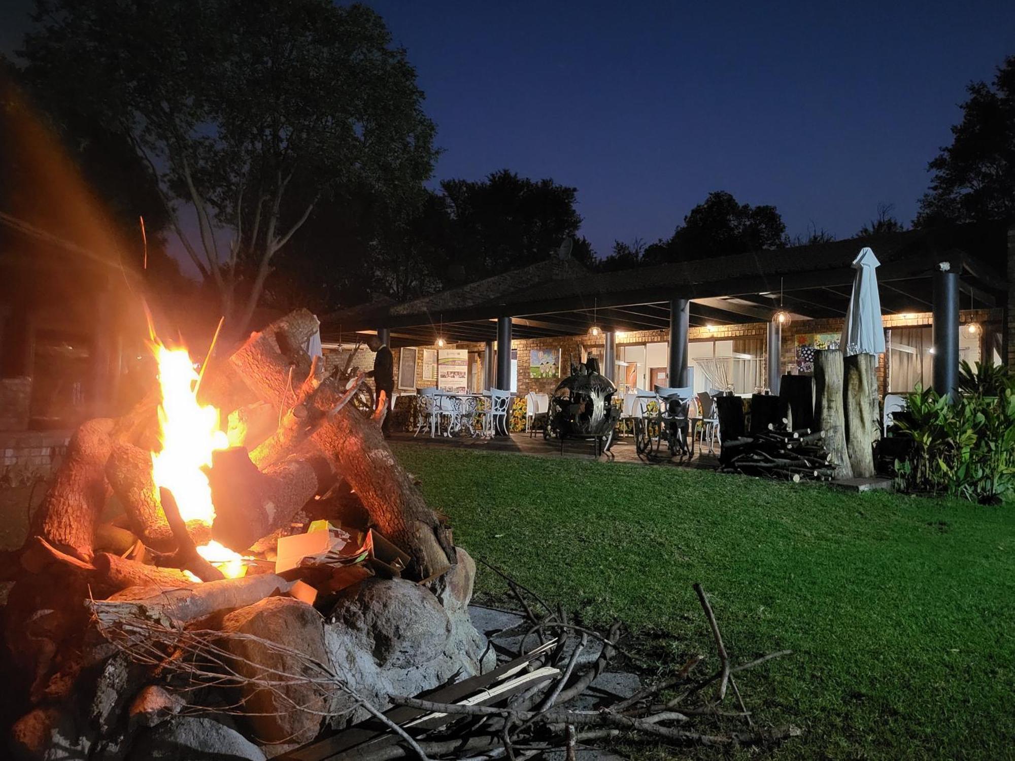 The Venue Country Hotel & Spa Pelindaba Buitenkant foto